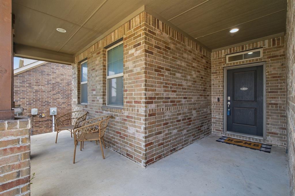 716 Monarch Lane Celina, TX 75009 - Photo 2 of 23