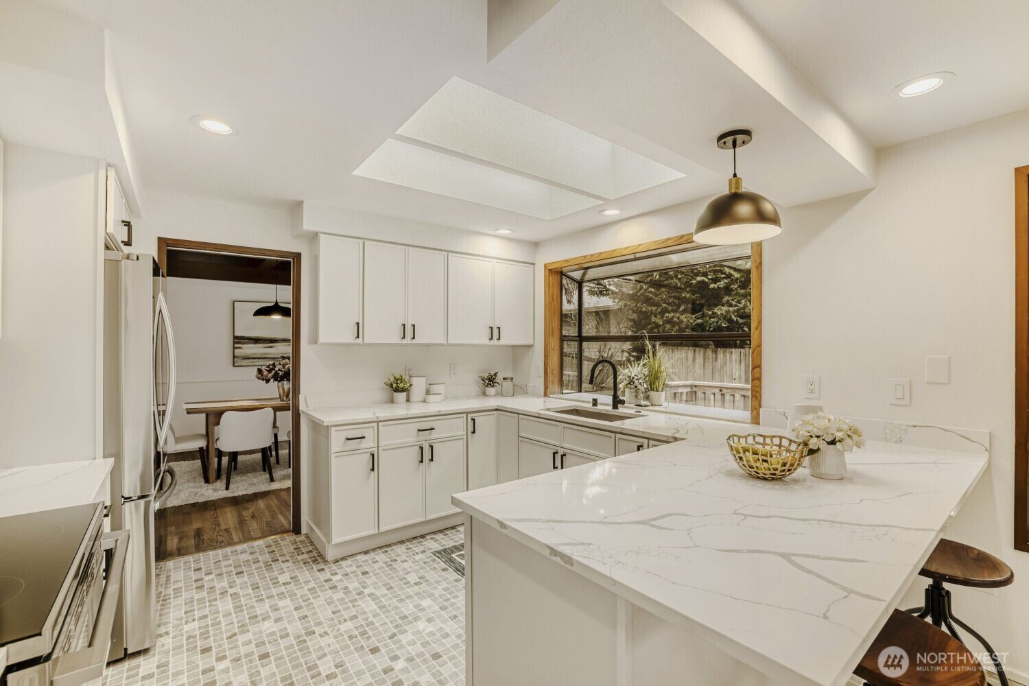 8718 189th Place Southwest Edmonds, WA 98026 - Photo 11 of 31