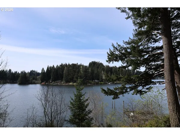 $499,000 | 71350 Sunny Cove Road, Lakeside, OR 97449