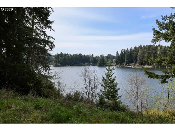$499,000 | 71350 Sunny Cove Road, Lakeside, OR 97449