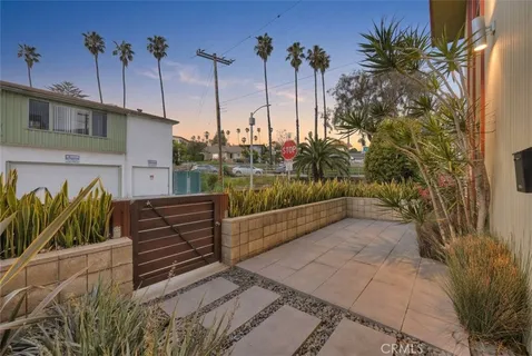 $1,599,900 | 134 Bennett Avenue, Long Beach, CA 90803