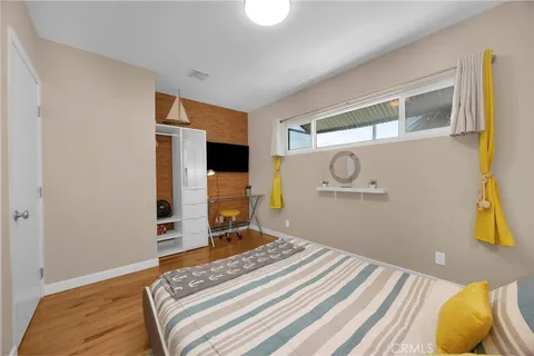 $1,599,900 | 134 Bennett Avenue, Long Beach, CA 90803