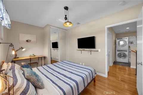 $1,599,900 | 134 Bennett Avenue, Long Beach, CA 90803