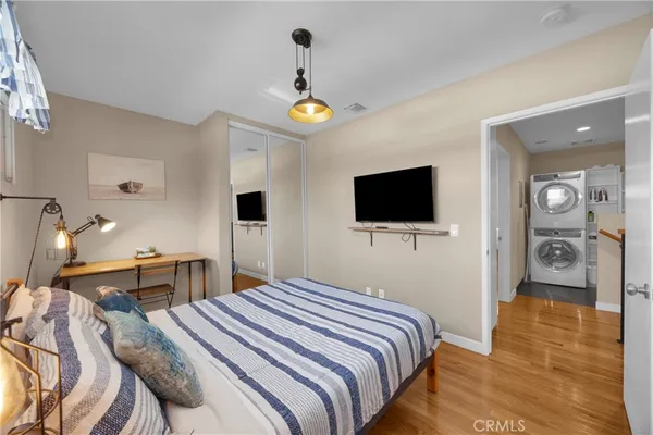 $1,599,900 | 134 Bennett Avenue, Long Beach, CA 90803