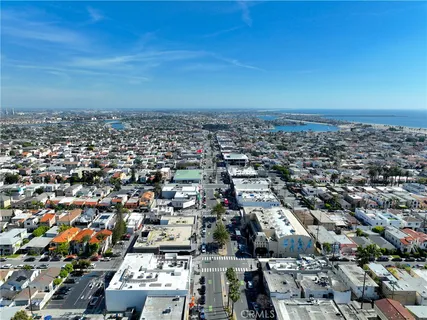 $1,599,900 | 134 Bennett Avenue, Long Beach, CA 90803
