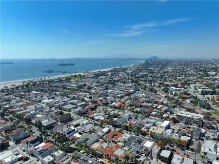 $1,599,900 | 134 Bennett Avenue, Long Beach, CA 90803