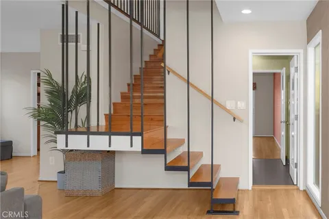 $1,599,900 | 134 Bennett Avenue, Long Beach, CA 90803