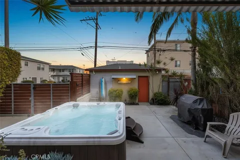 $1,599,900 | 134 Bennett Avenue, Long Beach, CA 90803