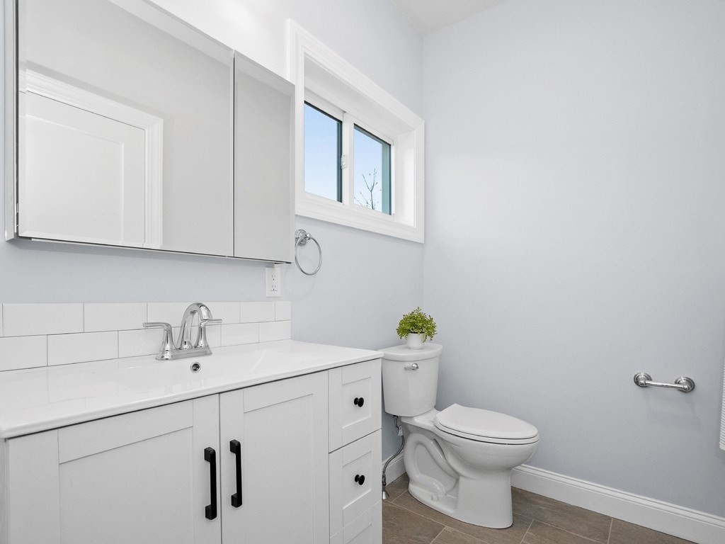 24 Tolman Street, Unit 1 Waltham, MA 02453 - Photo 25 of 33