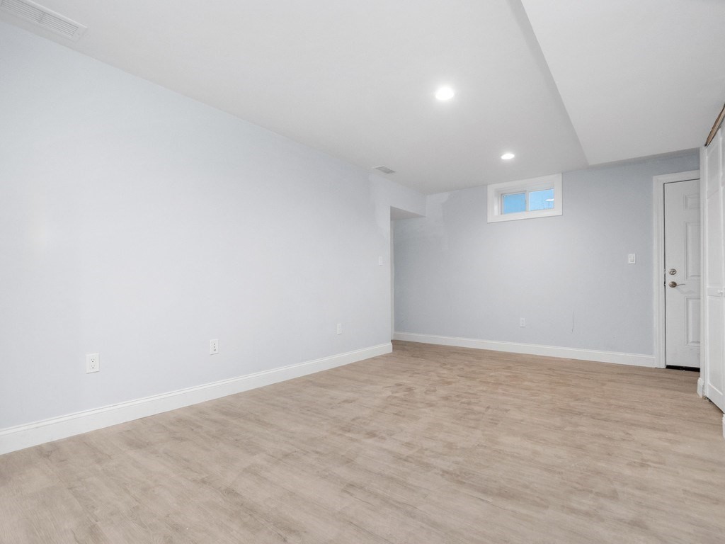 24 Tolman Street, Unit 1 Waltham, MA 02453 - Photo 26 of 33