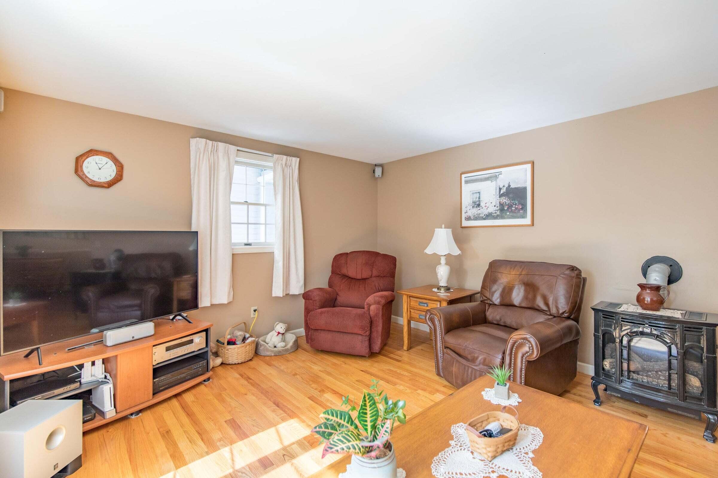 204 Blake Road Standish, ME 04084 - Photo 17 of 42 17