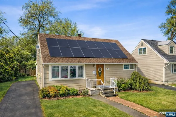 $599,000 | 186 10th Avenue, Hawthorne, NJ 07506