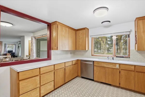 $400,000 | 16 West Douglas Street, Harrington, WA 99134