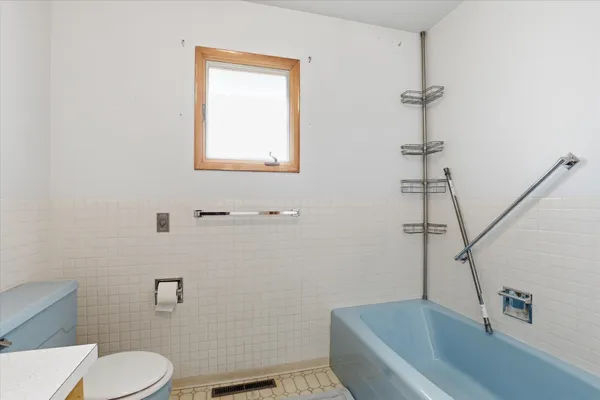 $400,000 | 16 West Douglas Street, Harrington, WA 99134