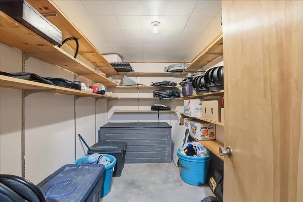 $400,000 | 16 West Douglas Street, Harrington, WA 99134