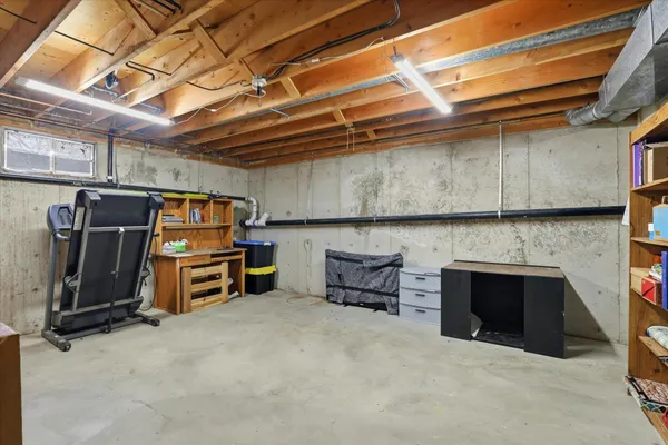 $400,000 | 16 West Douglas Street, Harrington, WA 99134