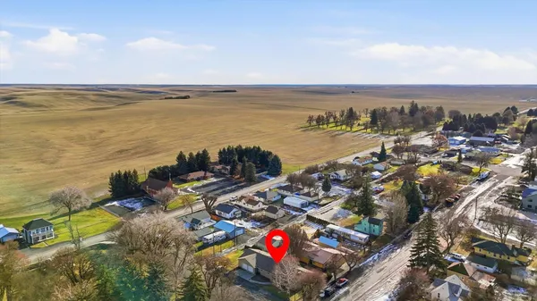 $400,000 | 16 West Douglas Street, Harrington, WA 99134