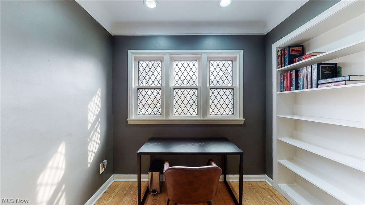 2604 Dysart Road Cleveland, OH 44118 - Photo 6 of 31 Gallery Image 6