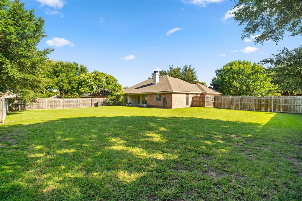 1005 Cheyenne Trail Hewitt, TX 76643 - Photo 7 of 9