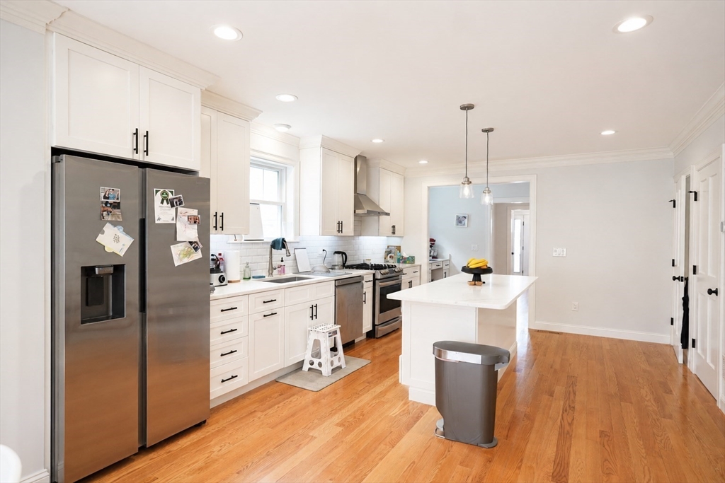 21 Crescent Road, Unit 21 Needham, MA 02494 - Photo 1 of 15