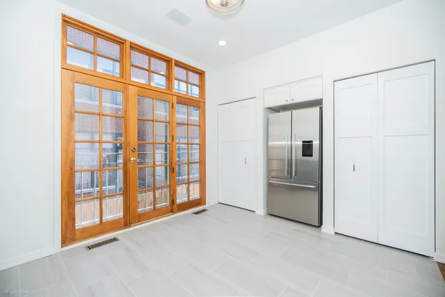 $820,000 | 1410 West Wrightwood Avenue, Unit E, Chicago, IL 60614