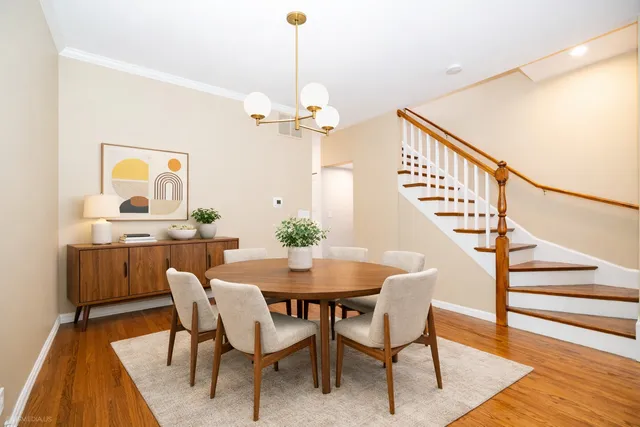 $820,000 | 1410 West Wrightwood Avenue, Unit E, Chicago, IL 60614