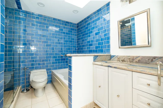 $820,000 | 1410 West Wrightwood Avenue, Unit E, Chicago, IL 60614