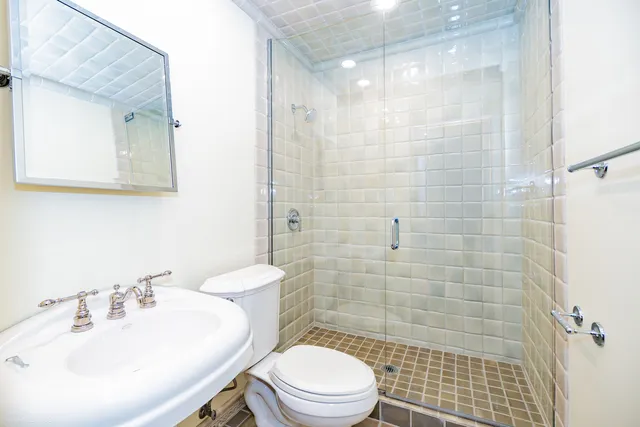 $820,000 | 1410 West Wrightwood Avenue, Unit E, Chicago, IL 60614