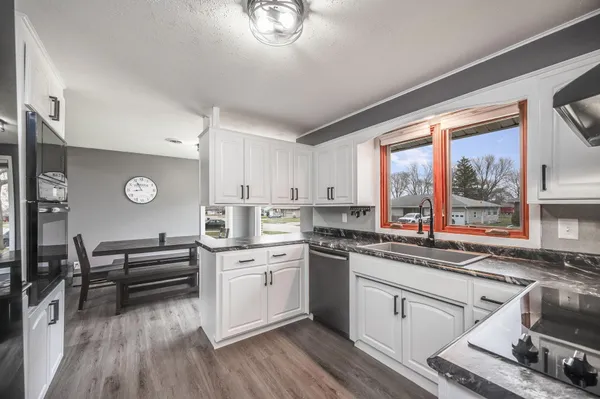 $299,000 | 503 Water Street, Fairmont, MN 56031