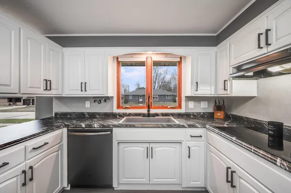 $299,000 | 503 Water Street, Fairmont, MN 56031