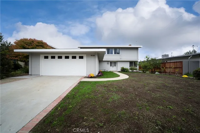 $1,950,000 | 28557 Blythewood Drive, Rancho Palos Verdes, CA 90275