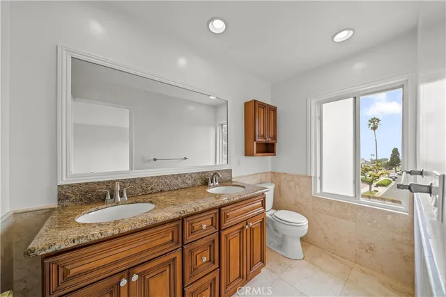 $1,950,000 | 28557 Blythewood Drive, Rancho Palos Verdes, CA 90275