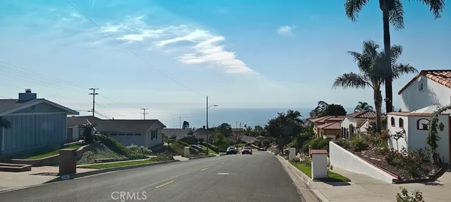 $1,950,000 | 28557 Blythewood Drive, Rancho Palos Verdes, CA 90275