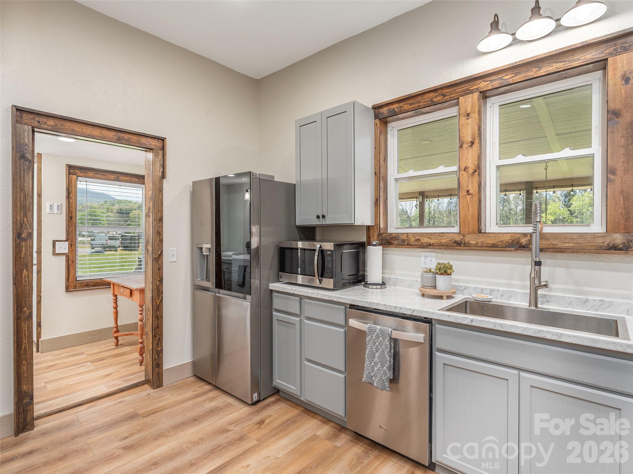274 Charles Street Clyde, NC 28721 - Photo 11 of 40