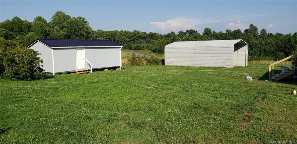 147 Laura Road Mooresville, NC 28117 - Photo 4 of 26 Gallery Image 4