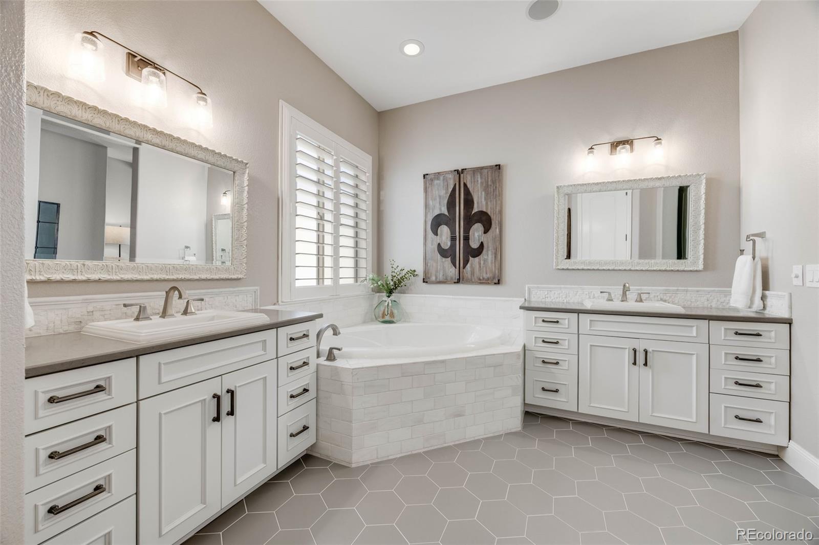 360 Basilwood Way Highlands Ranch, CO 80126 - Photo 19 of 50