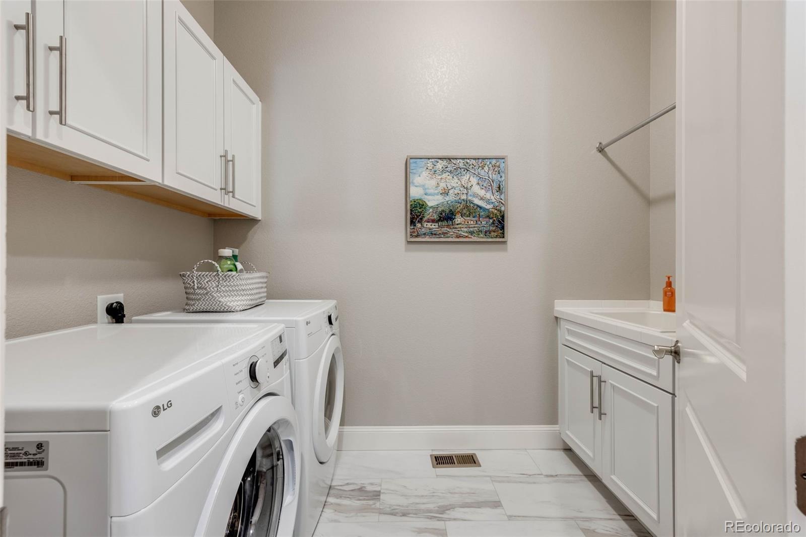 360 Basilwood Way Highlands Ranch, CO 80126 - Photo 24 of 50