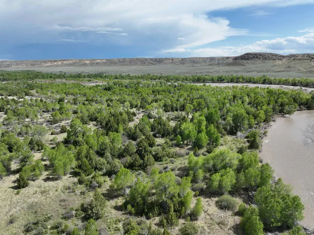 $1,400,000 | 10322 Hwy 26 South, Kinnear, WY 82516