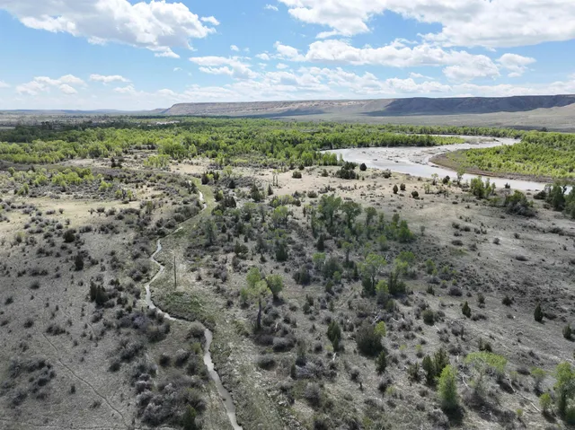 $1,400,000 | 10322 Hwy 26 South, Kinnear, WY 82516