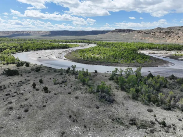 $1,400,000 | 10322 Hwy 26 South, Kinnear, WY 82516