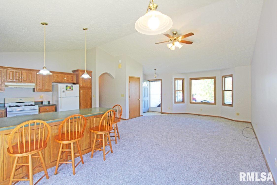 2230 North 1st Street Springfield, IL 62702 - Photo 11 of 29