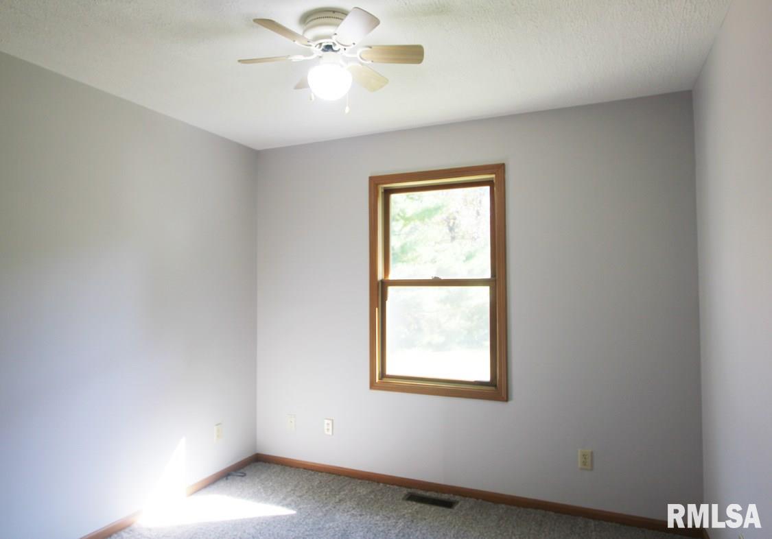 2230 North 1st Street Springfield, IL 62702 - Photo 20 of 29