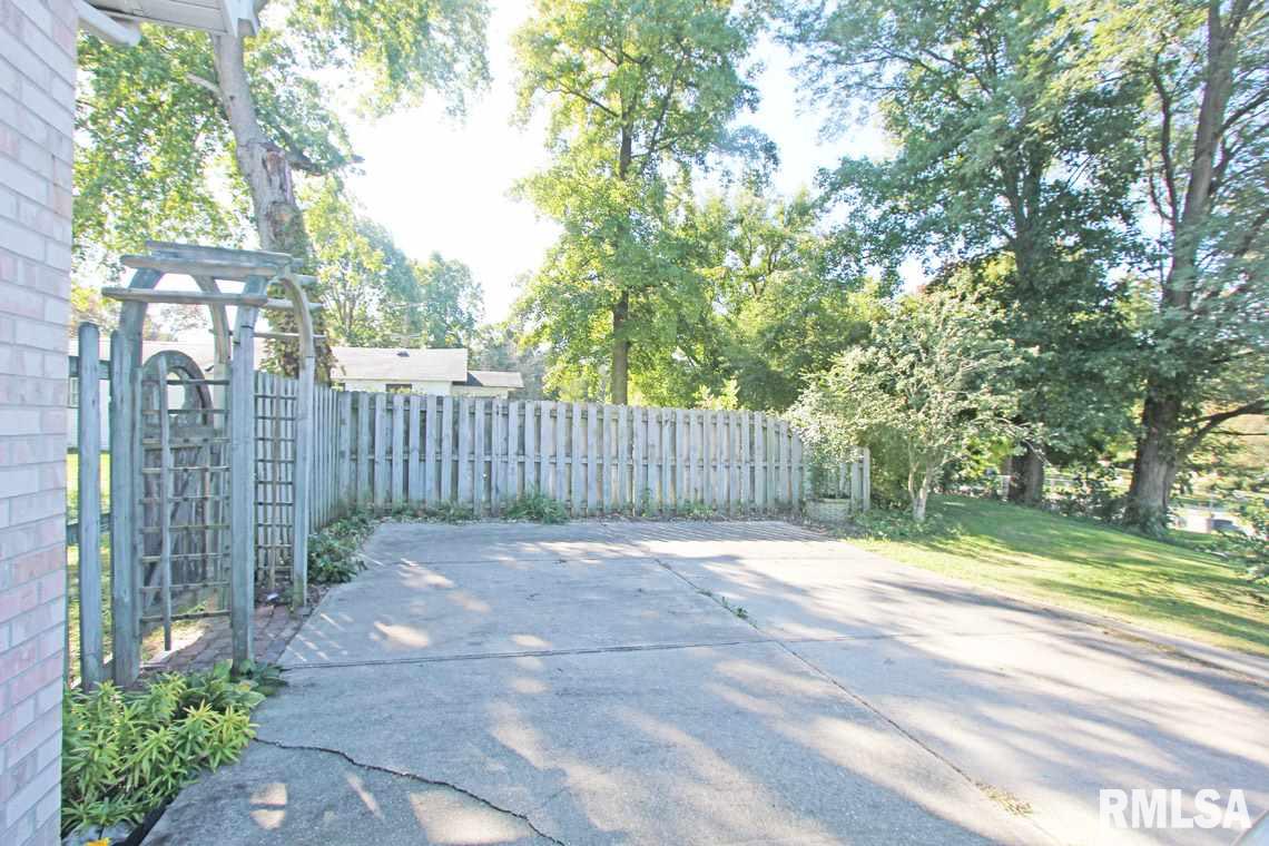 2230 North 1st Street Springfield, IL 62702 - Photo 28 of 29