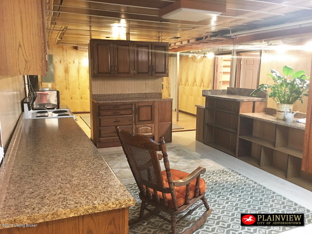 412 Moser Road Louisville, KY 40223 - Photo 35 of 42 412 Moser Rd - Basement_01