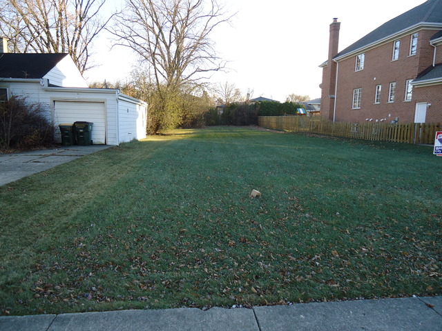 8713 West Sunset Road Niles, IL 60714 - Photo 2 of 8