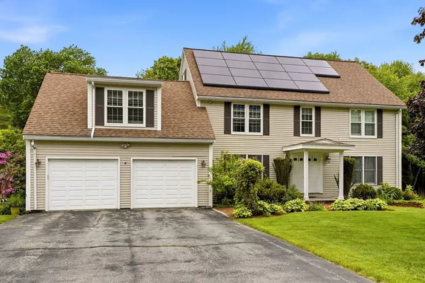 $860,000 | 11 Balmoral Drive, Methuen, MA 01844