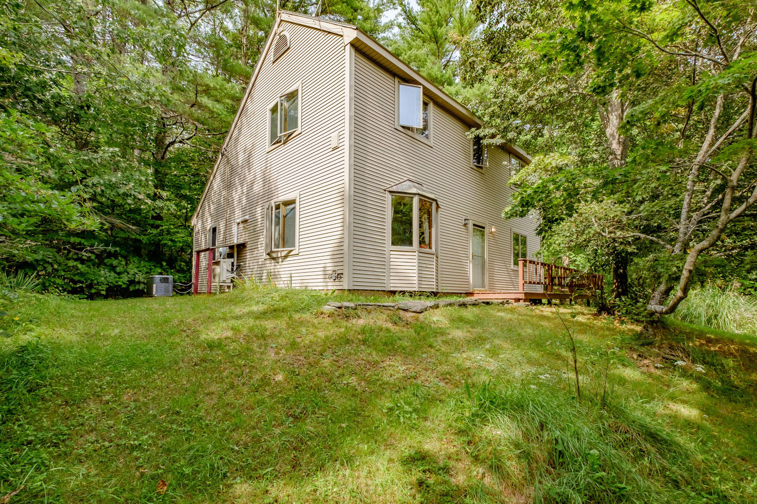 595 Old County Road