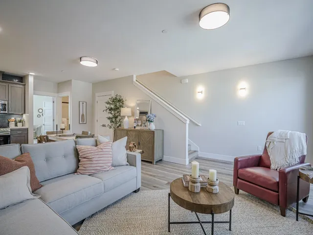 $1,299,000 | 126 Aptos Vlg Way, Unit 2, Aptos, CA 95003