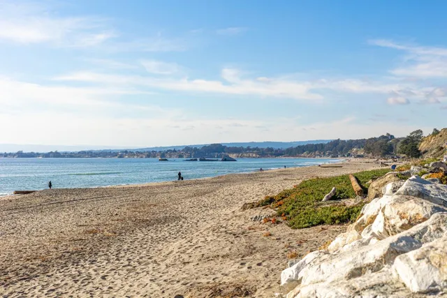 $1,299,000 | 126 Aptos Vlg Way, Unit 2, Aptos, CA 95003