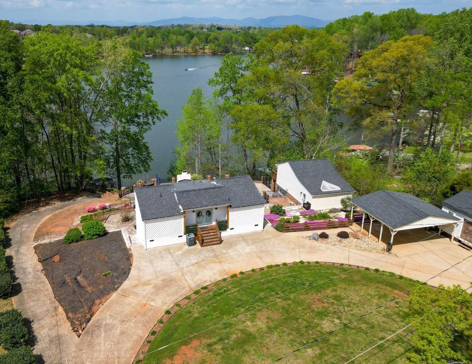 61 Fox Road Lyman, SC 29365 - Photo 5 of 49 Gallery Image 5